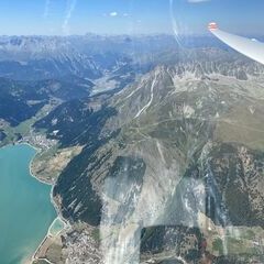 Flugwegposition um 13:05:20: Aufgenommen in der Nähe von 39027 Graun im Vinschgau, Autonome Provinz Bozen - Südtirol, Italien in 3330 Meter